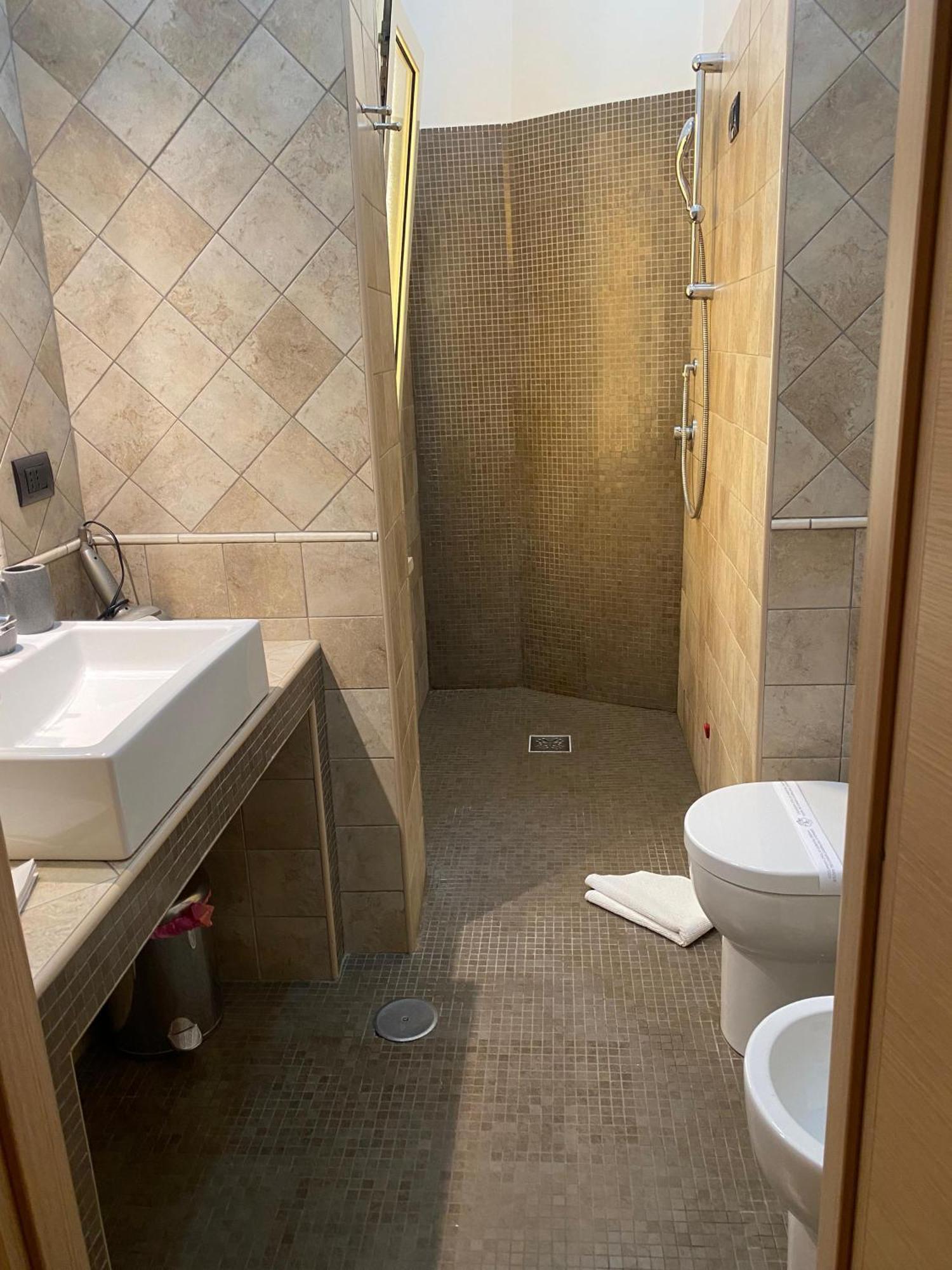 Casa Vacanze Shivon Roma Esterno foto